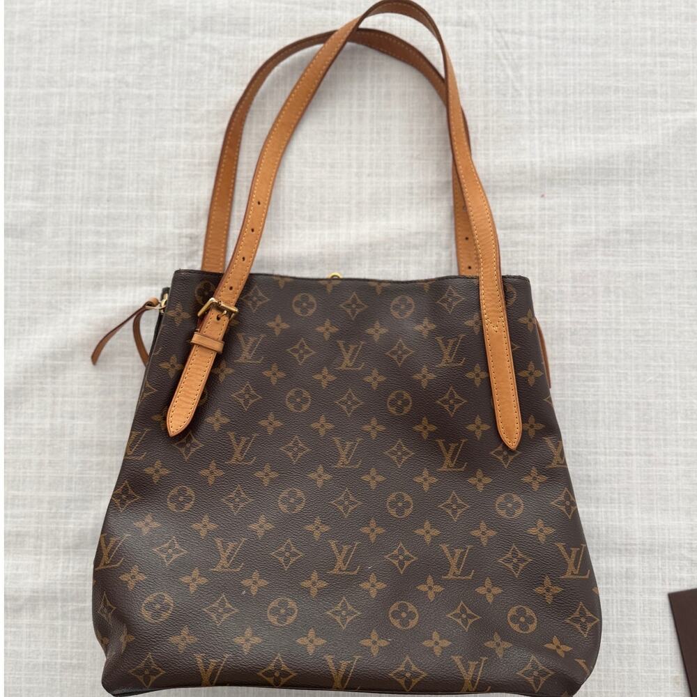 Louis Vuitton | Voltaire Brown Monogram Canvas Adjustable Tote Purse M41208